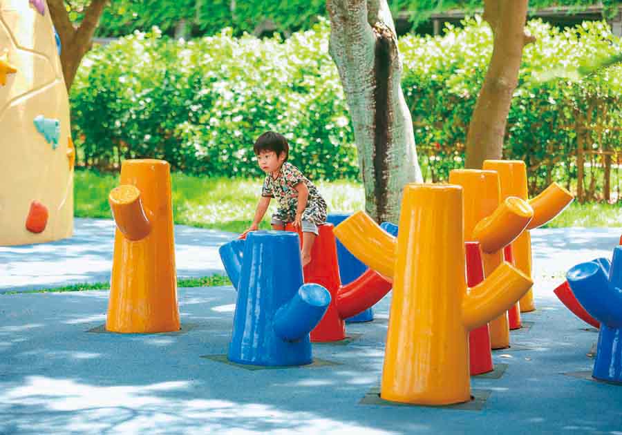 国営沖縄記念公園（ソフト遊具）の画像