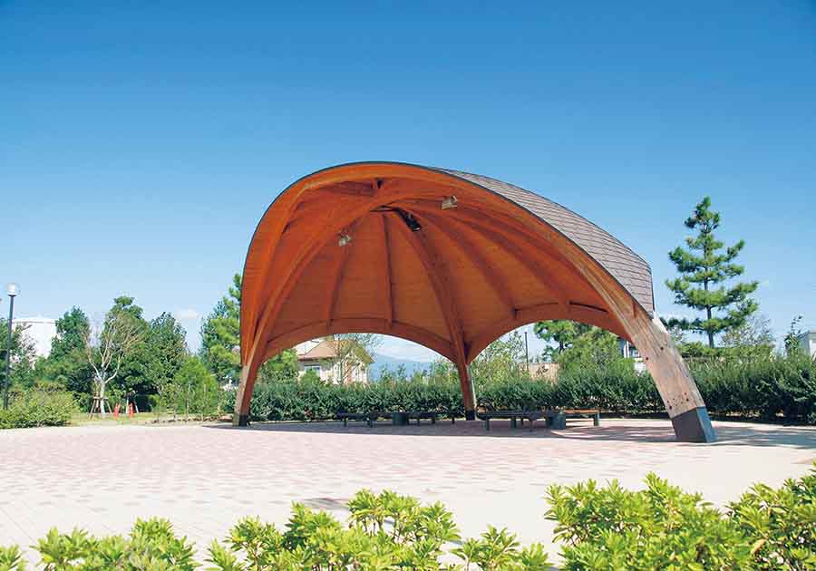 波志江沼環境ふれあい公園（集成材施設）