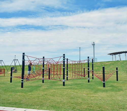 筑後広域公園 多目的広場
（ロープアドベンチャー）
