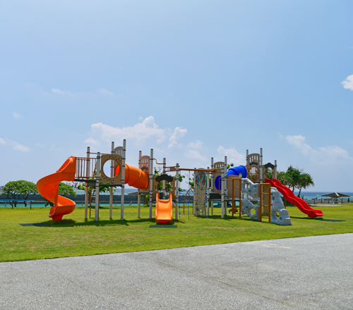 麦屋漁港公園