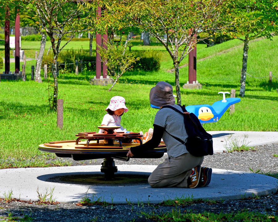 桜公園（インクルーシブ公園製品）の画像