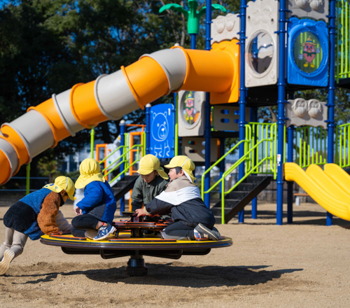 大津町運動公園（インクルーシブ公園製品）