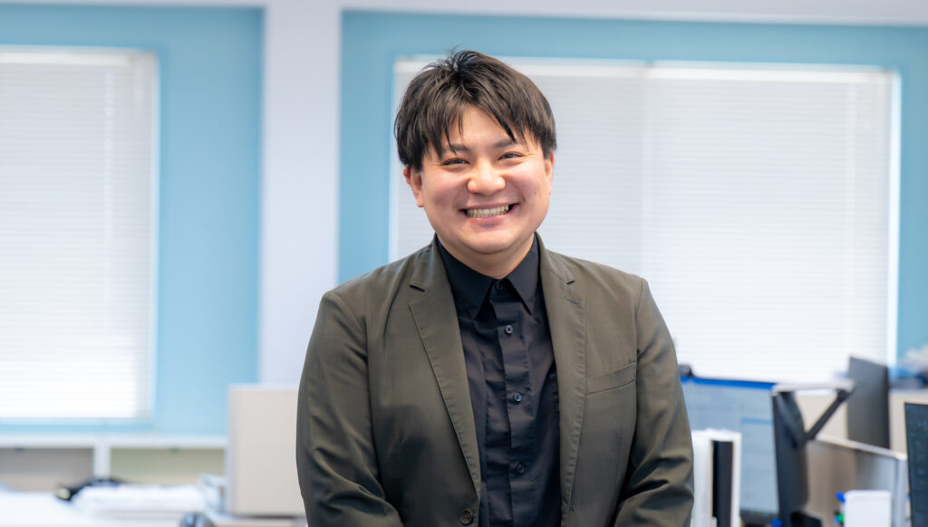 設計部 H.O(2022年9月入社)のサムネイル